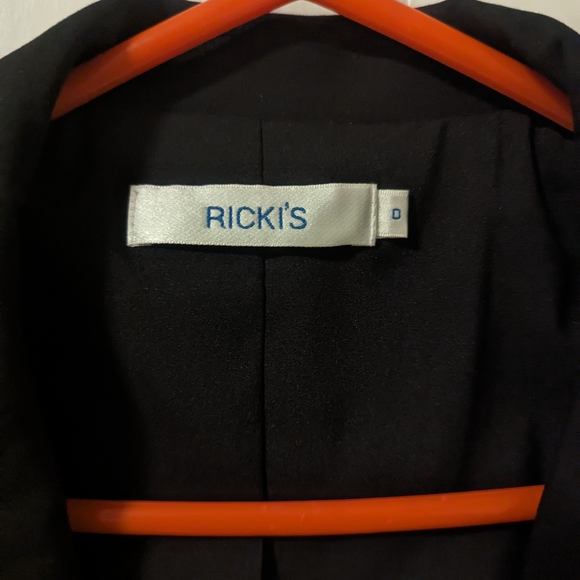 Ricki's Black One-Button Cotton Blend Stretchy Blazer (Size 0) - Picture 3 of 12